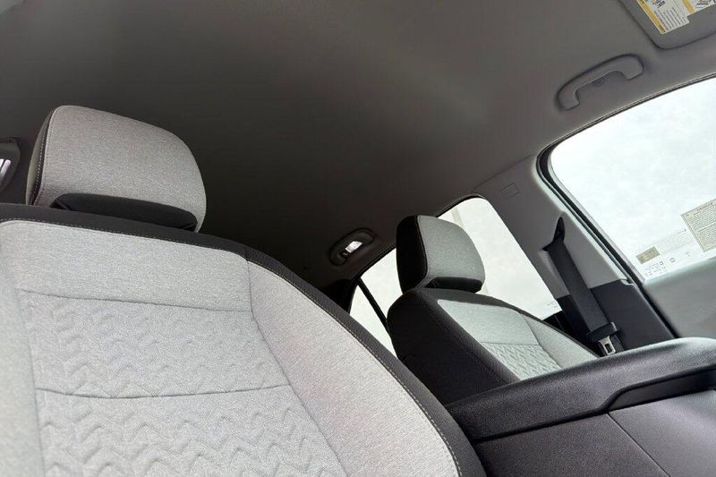 Used 2024 Chevrolet Equinox LTImage 16