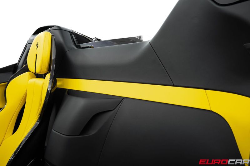 2024 Ferrari SF90 Spider *CARBON RACING SEATS * FULL PPF*Image 43