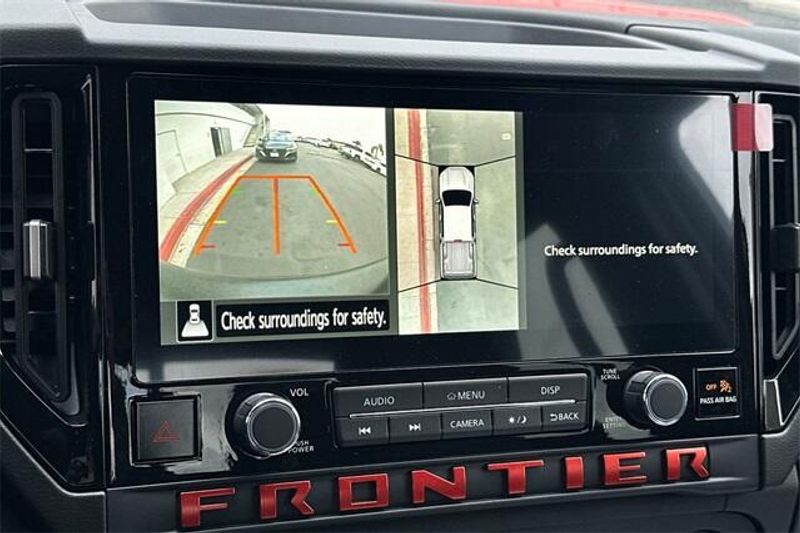 New 2025 Nissan Frontier PRO-XImage 15
