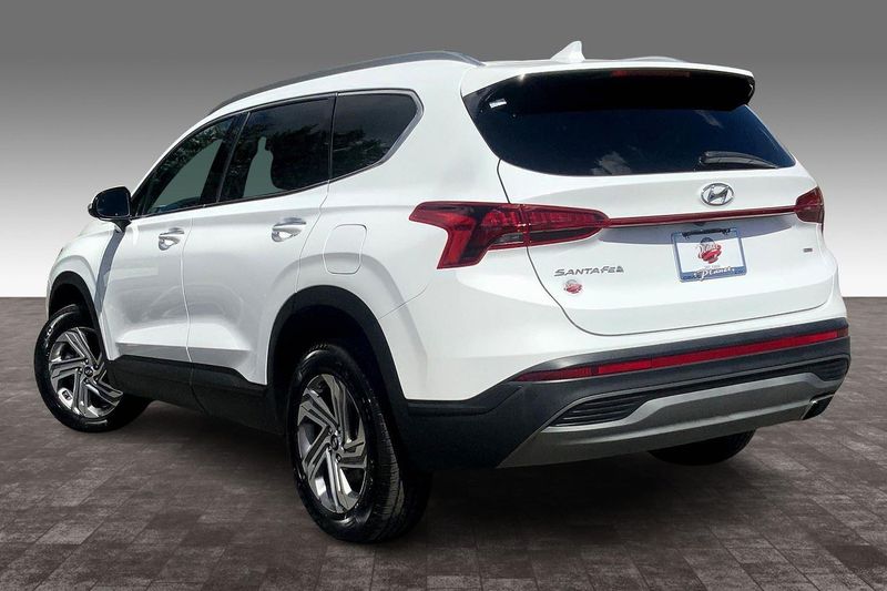 2023 Hyundai Santa Fe SEL photo 9