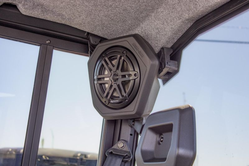 NEW 2026 CAN-AM DEFENDER MAX LIMITED CAB HD11 Image 25