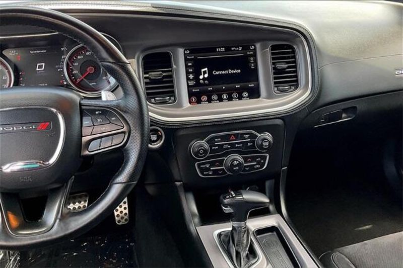 2022 Dodge Charger R/TImage 5