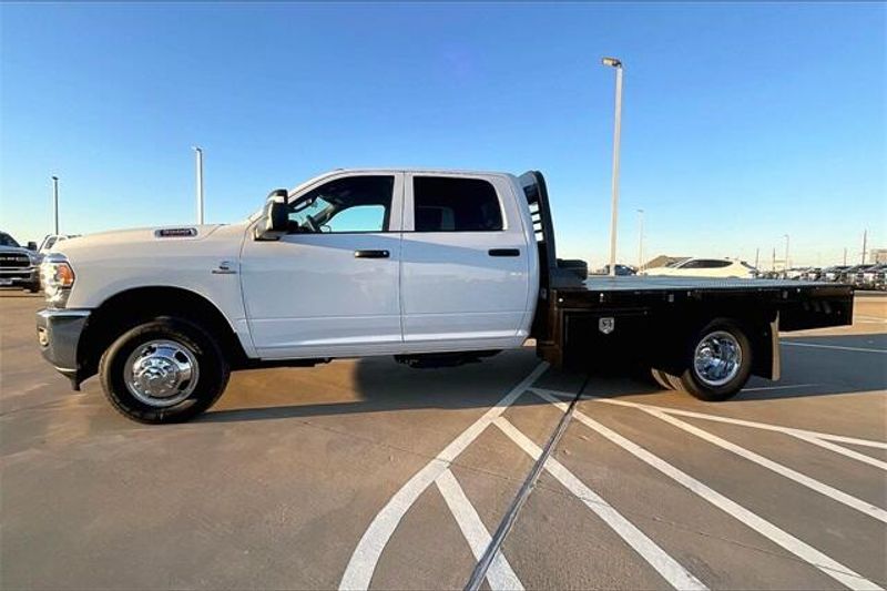 2024 RAM 3500 Tradesman Crew Cab Chassis 4x4 60