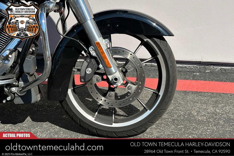 2022 Harley-Davidson Road Glide in a Black exterior color. BMW Motorcycles of Temecula – Southern California (951) 506-6903 bmwmotorcyclesoftemecula.com 