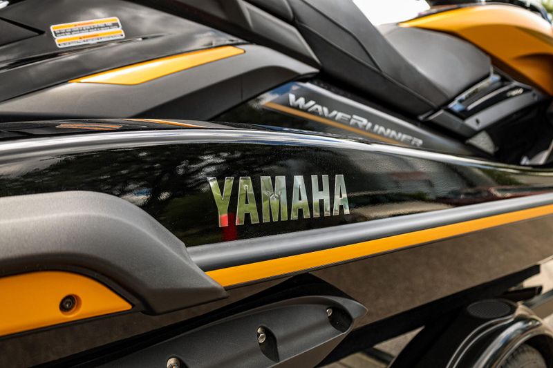 2025 Yamaha FX CRUISER HO WAUDIOCOPPERBLACK Image 14