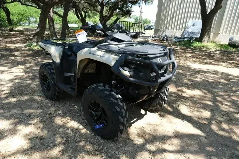 NEW 2025 CAN-AM OUTLANDER PRO HD5 Image 1