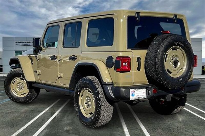 2025 Jeep Wrangler 4-door Willys 