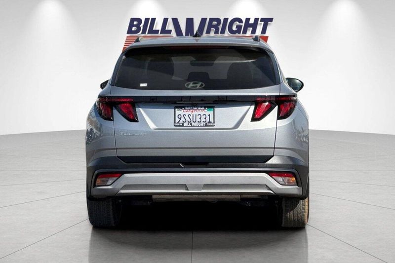 Used 2025 Hyundai Tucson SELImage 4