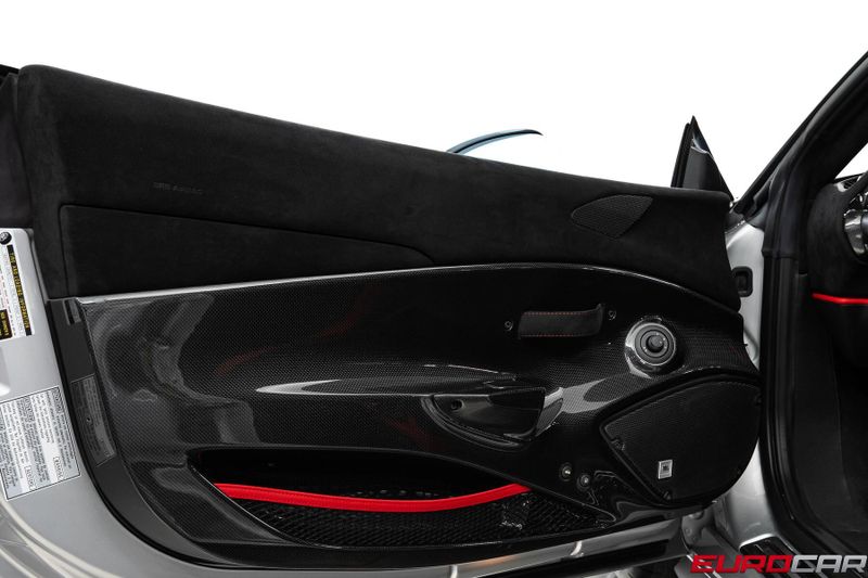 2020 Ferrari 488 Pista *HUGE CARBON INTERIOR OPTIONS * SUSPENSION LIFTER*Image 27