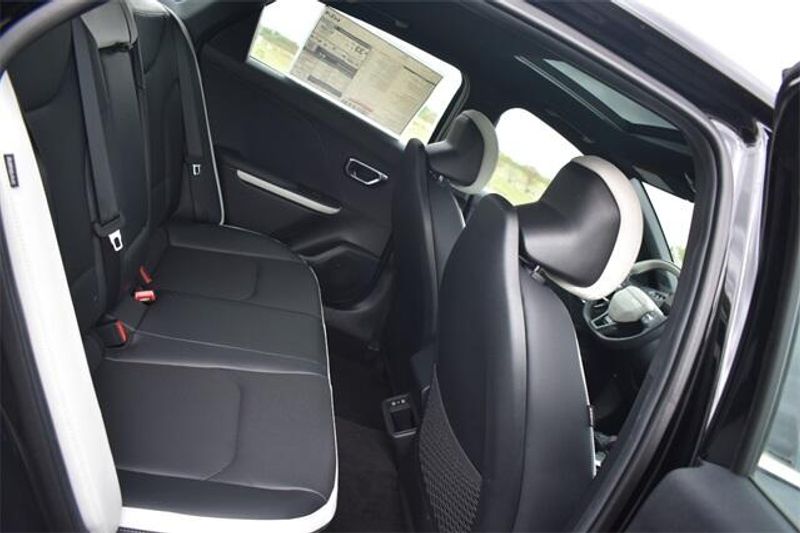 2025 Kia K4 GT-LineImage 16