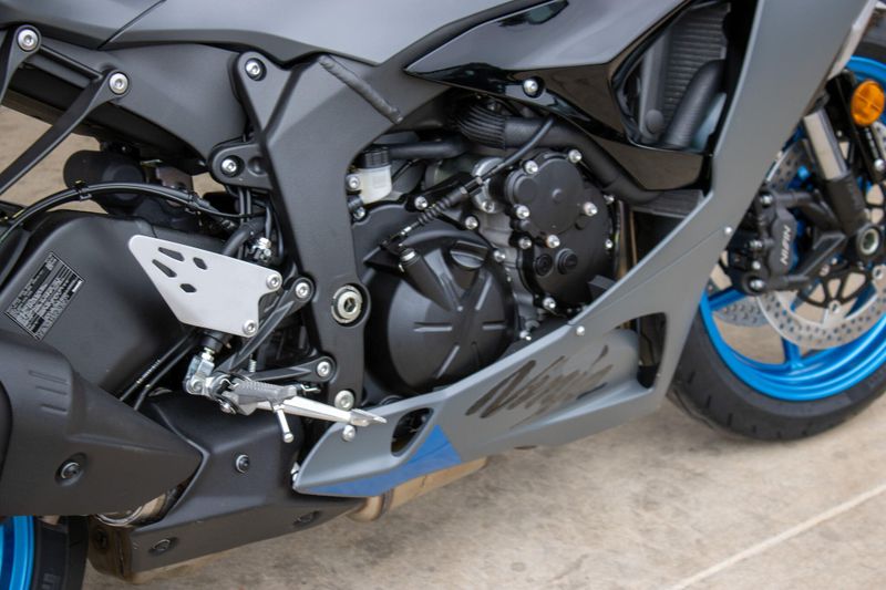 NEW 2026 KAWASAKI NINJA ZX6R Image 13