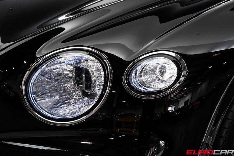 2023 Bentley Continental GTC V8 *FRONT SEAT COMFORT SPEC * TWO-TONE INTERIOR*Image 12