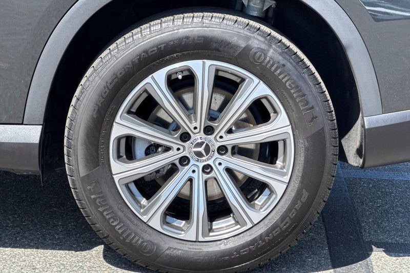 Used 2026 Mercedes-Benz GLC 300Image 33