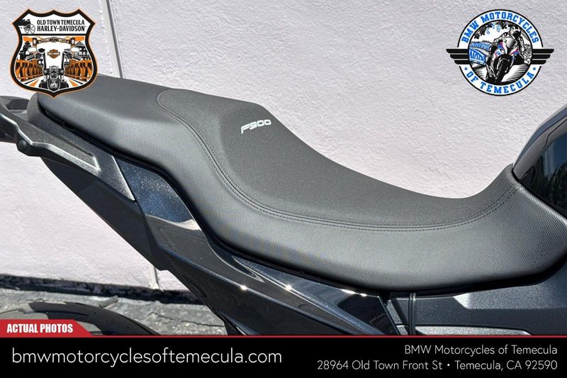 2025 BMW F 900 RImage 10