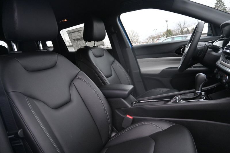 2025 Jeep Compass LimitedImage 15