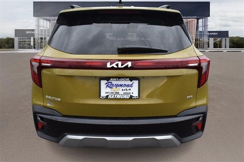 2024 Kia Seltos SXImage 4