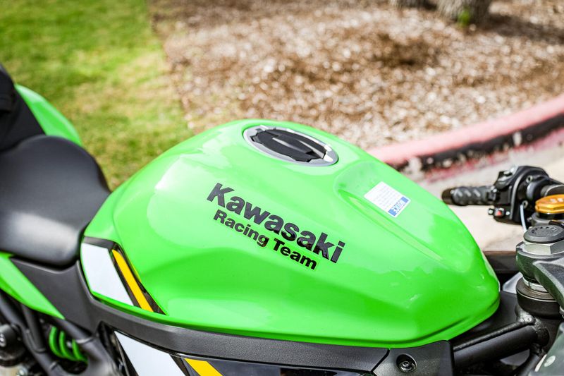 2025 Kawasaki NINJA ZX4RR ABS KRT EDITION ABS LIME GREEN AND EBONY AND PEARL BLIZZARD WHITE Image 23
