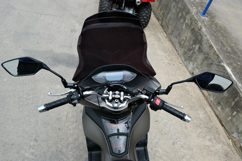 USED 2023 HONDA PCX ABS Image 11