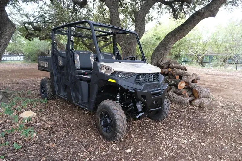 2025 Polaris RANGER CREW SP 570 PREMIUM SAND DUNEImage 3