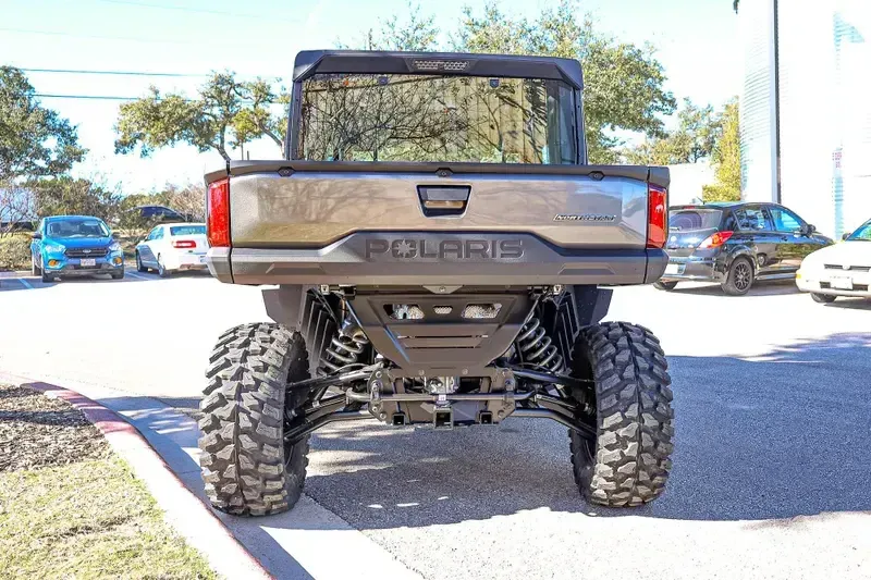 2025 Polaris RANGER CREW XD 1500 NORTHSTAR EDITION ULTIMATE TITANIUM METALLIC GLOSS Image 5