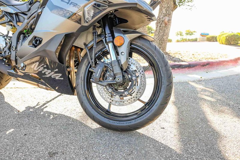NEW 2026 KAWASAKI NINJA ZX4RR ABS Image 11