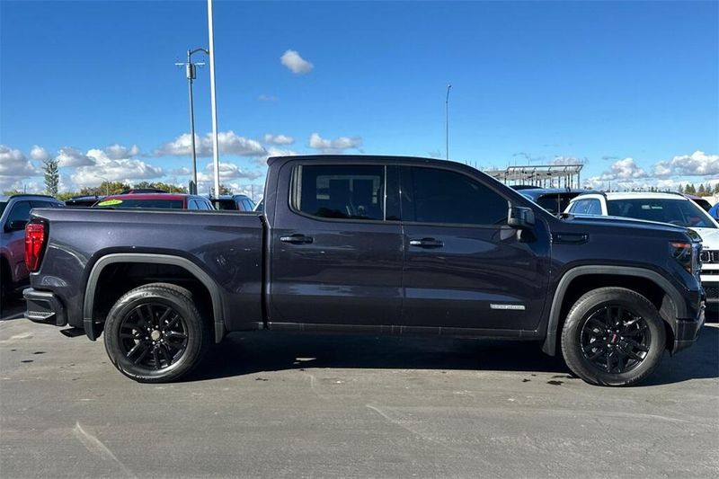 2022 Gmc Sierra 1500 Elevation photo 3