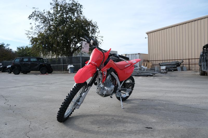 2025 Honda CRF 125F REDImage 19