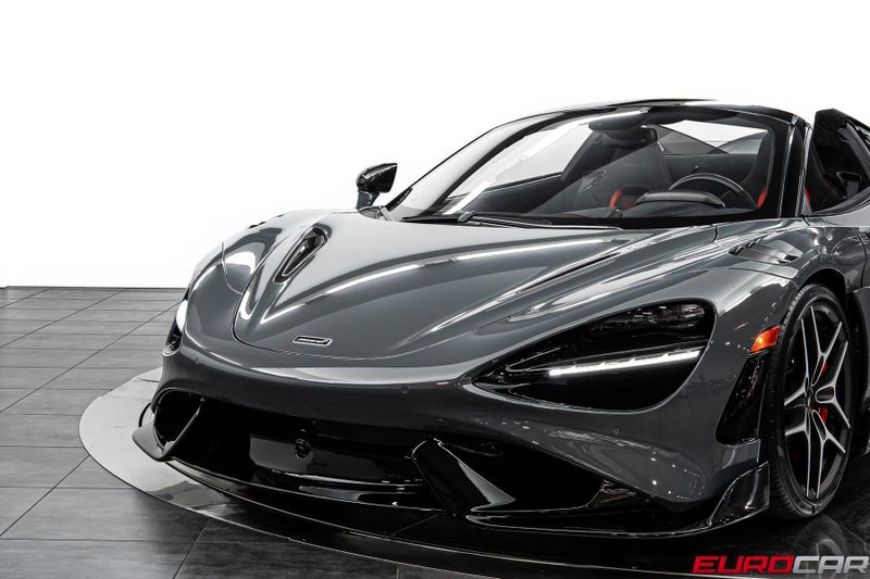 2022 McLaren 765LT *HUGE CARBON INTERIOR OPTIONS * FRONT PPF*Image 17
