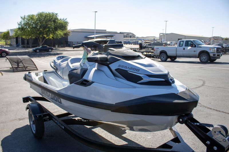 NEW 2026 SEADOO GTX LIMITED 325 WITH SOUND SYSTEM Image 2