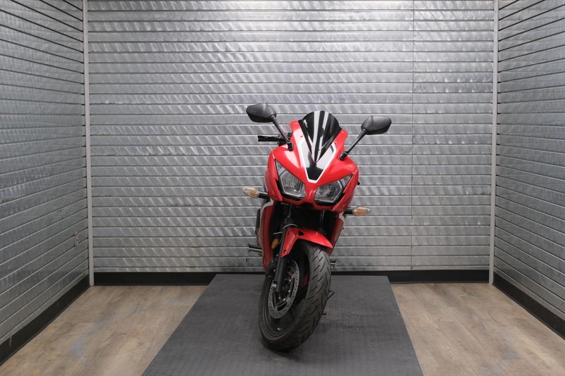 USED 2017 HONDA CBR300R Image 8