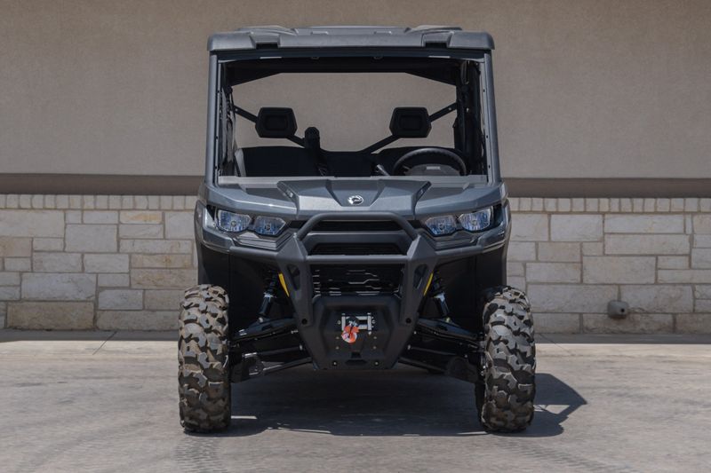 2024 CAN-AM SSV DEF MAX XT 62 HD9 GY 24 in a GRAY exterior color. Family PowerSports (877) 886-1997 familypowersports.com 
