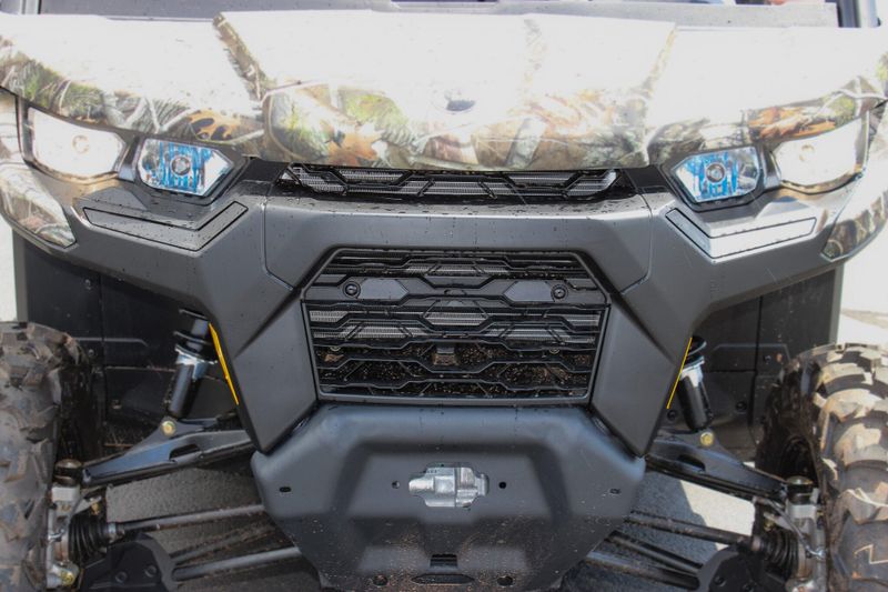 2025 Can-Am DEFENDER MAX DPS HD7 WILDLAND CAMO Image 10