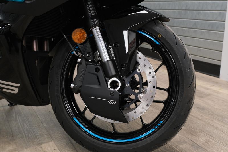 NEW 2026 CFMOTO 675SS Image 11