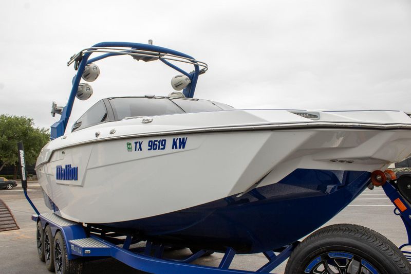 USED 2022 MALIBU M240 Image 6