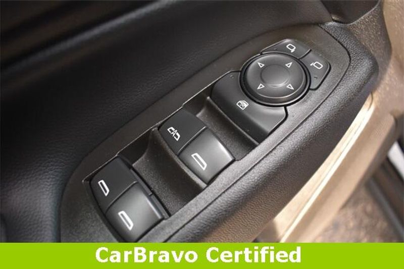 Used 2024 Chevrolet Equinox LTImage 21