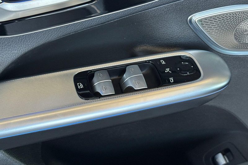 Used 2023 Mercedes-Benz EQE 350+ SUVImage 12
