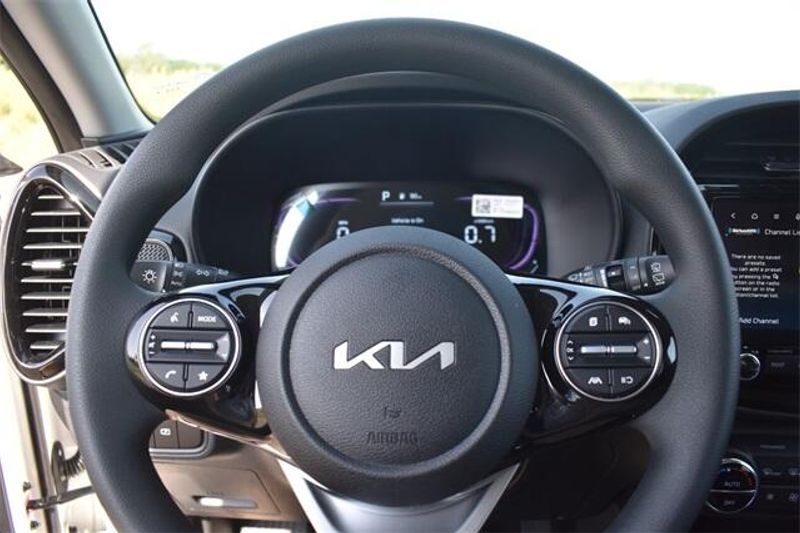 New 2025 Kia Soul SImage 28