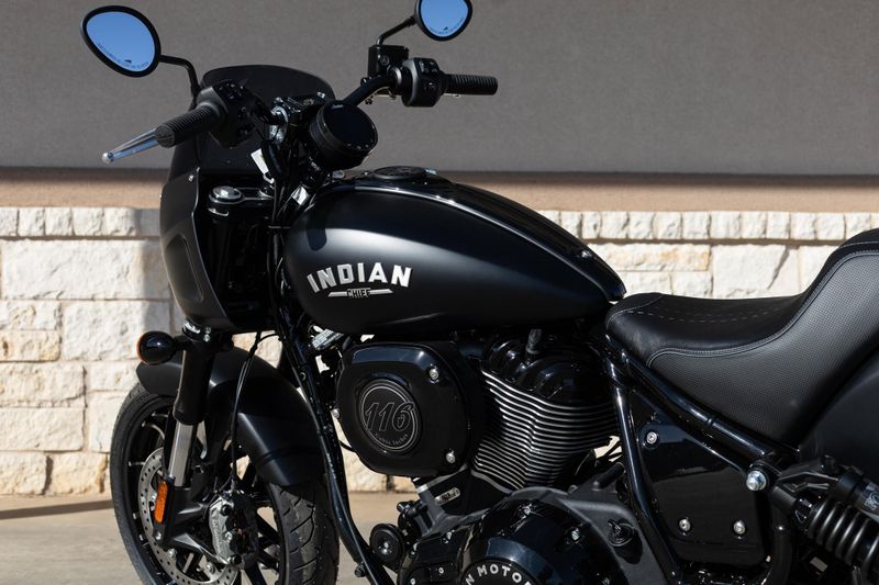 2025 Indian Motorcycle SPORT CHEIF BLACK SMOKE Image 9