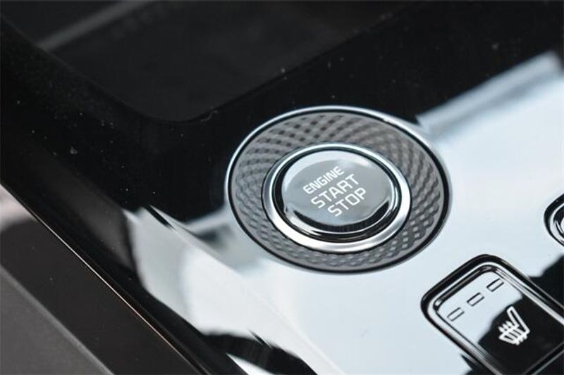 New 2025 Kia Niro EX TouringImage 25