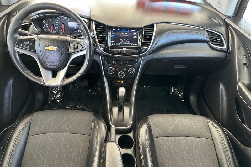 Used 2018 Chevrolet Trax LTImage 12