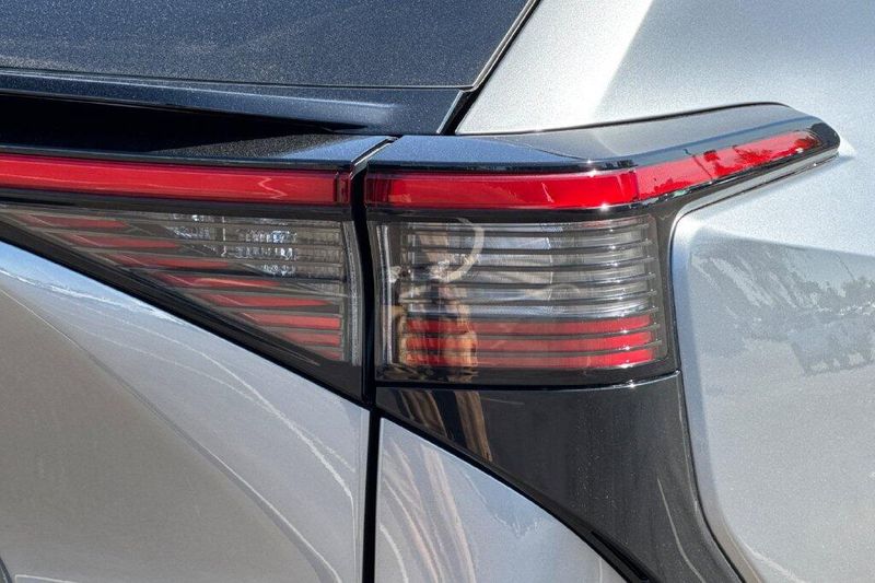 New 2027 Toyota bZ XLE PlusImage 31