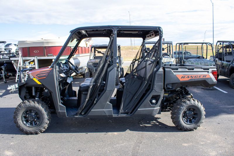 NEW 2026 POLARIS RANGER CREW 1000 PREMIUM Image 9