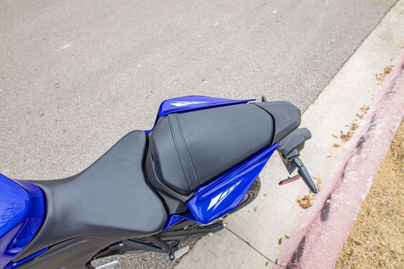 NEW 2026 YAMAHA YZFR3 ABS Image 19