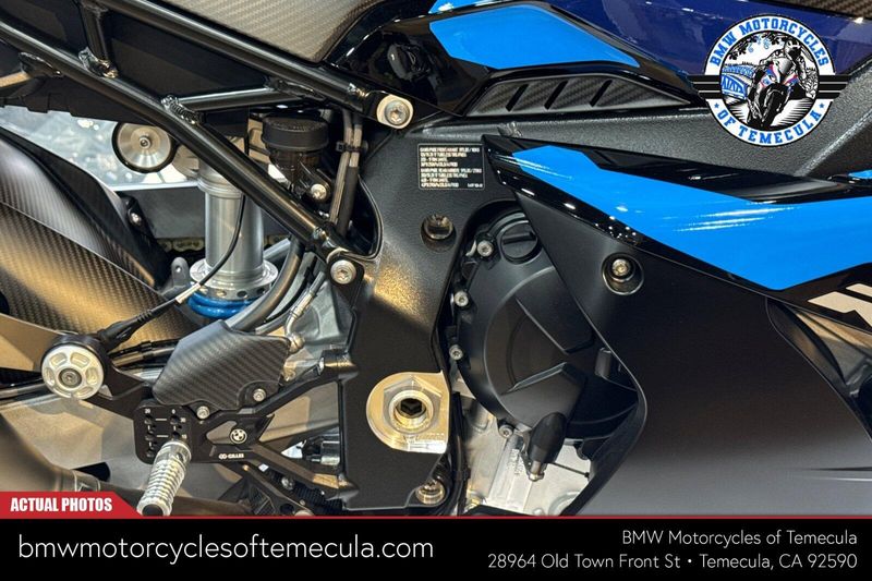 2026 BMW M 1000 RRImage 11