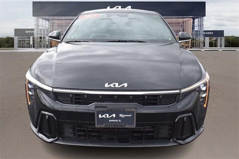 2025 Kia K4 GT-LineImage 8
