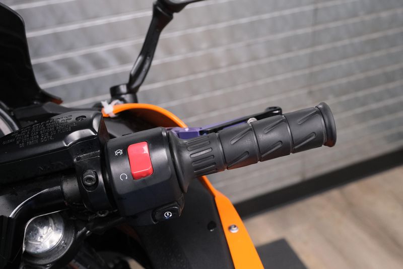 USED 2018 KAWASAKI NINJA 650 Image 18