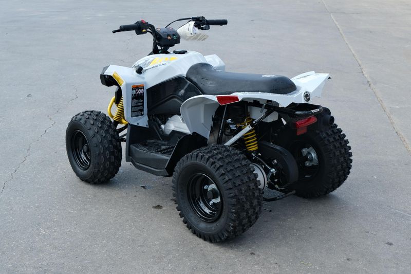 New 2025 Can-Am RENEGADE 110 EFI CATALYST GRAY AND NEO YELLOW Image 5