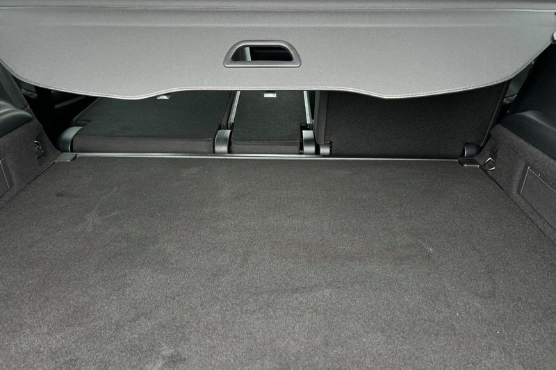 2023 Mercedes-Benz EQB 300Image 17