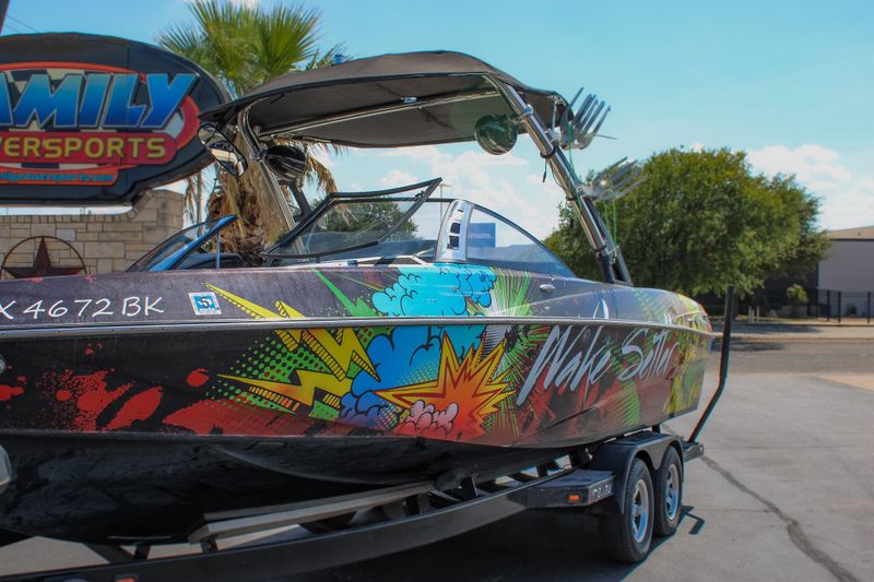 Used 2011 MALIBU WAKESETTER 247 Image 4