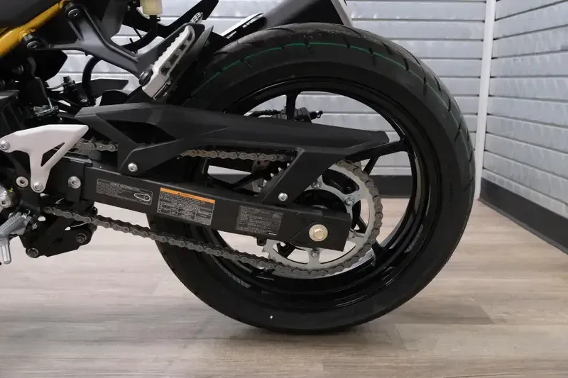 NEW 2026 KAWASAKI Z500 ABS Image 15